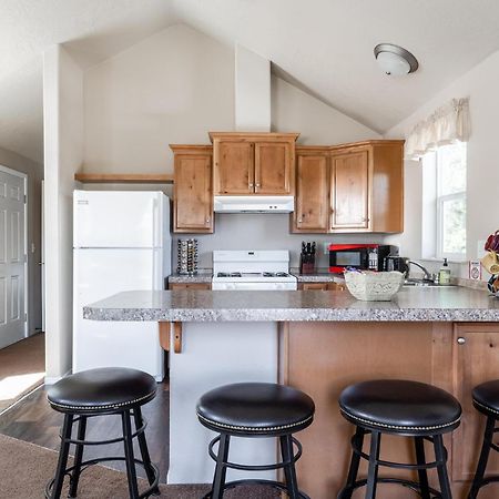 Baby Bear Cabin Villa West Yellowstone Ruang foto